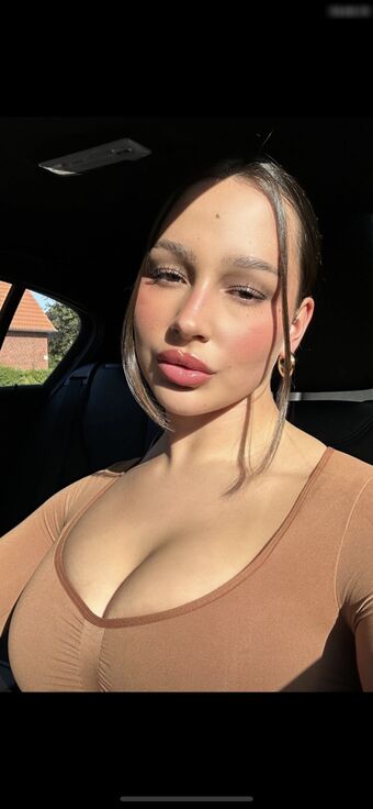 Lara_tepper