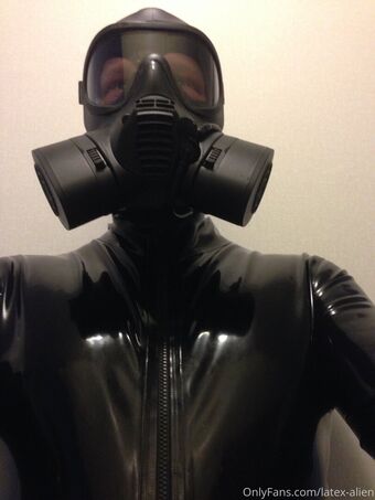 latex-alien