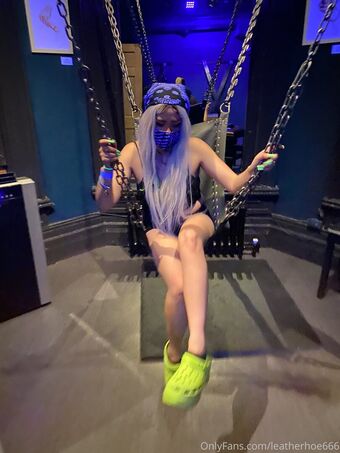Leatherhoe666