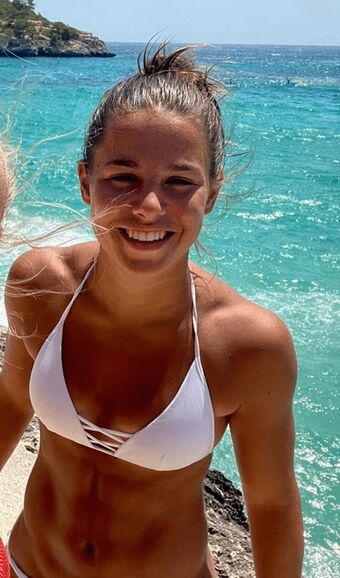 Lena Oberdorf Nackt Leaks OnlyFans Foto 26