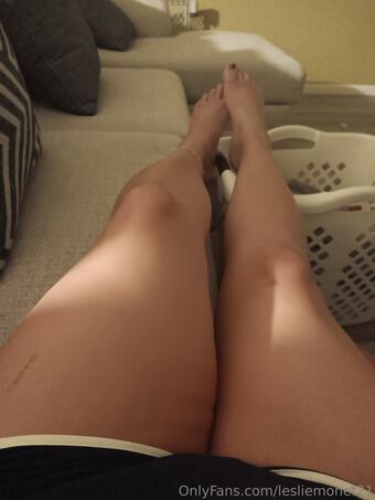 lesliemonet21
