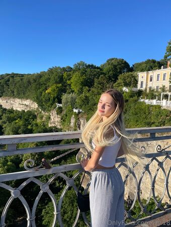 lily.18 Nackt Leaks OnlyFans Foto 28