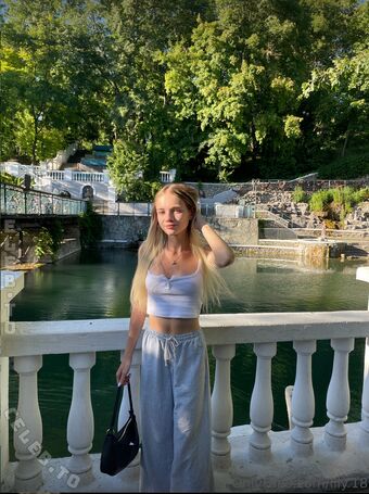 lily.18 Nackt Leaks OnlyFans Foto 29