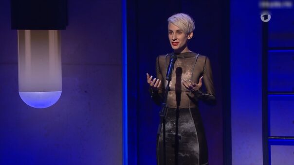 Lisa Eckhart Nackt Leaks OnlyFans Foto 26