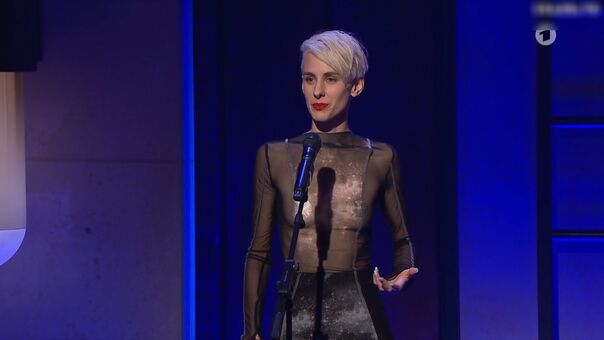 Lisa Eckhart Nackt Leaks OnlyFans Foto 28