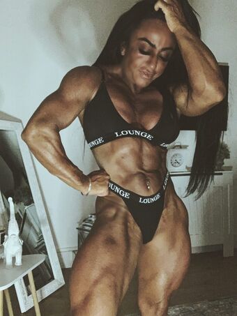 Lisafbb Nackt Leaks OnlyFans Foto 3