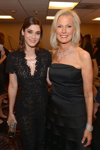 Lizzy Caplan