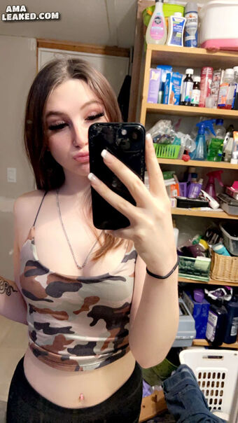 Lizzy Degner Nackt Leaks OnlyFans Foto 10