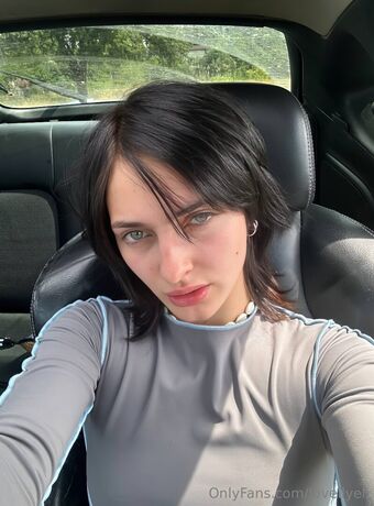 lovellyeli