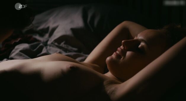 Luise von Finckh Nackt Leaks OnlyFans Foto 12