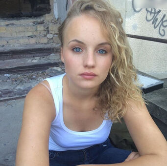 Luise von Finckh Nackt Leaks OnlyFans Foto 18