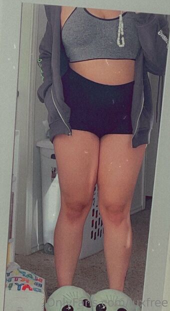 luxfree Nackt Leaks OnlyFans Foto 17