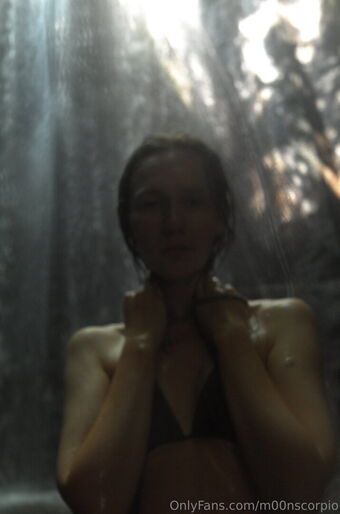 m00nscorpio