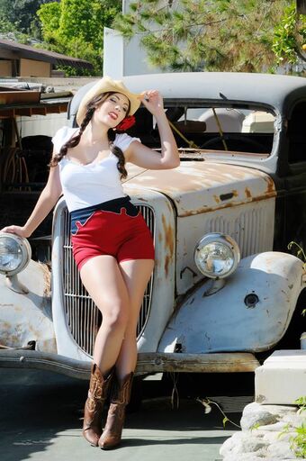 Mariah Lynn Argyilan