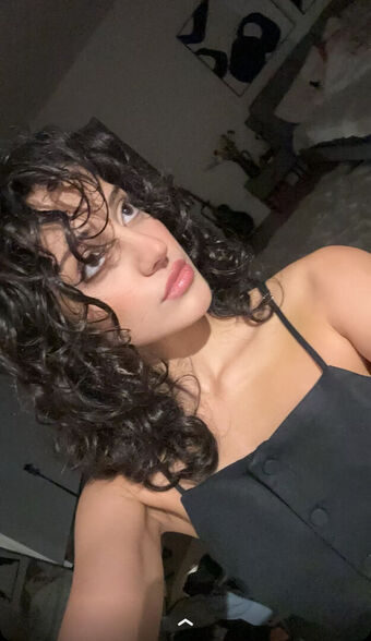 Melody Oz