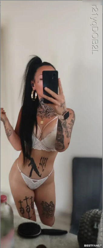 Michelle Spicy Nackt Leaks OnlyFans Foto 4