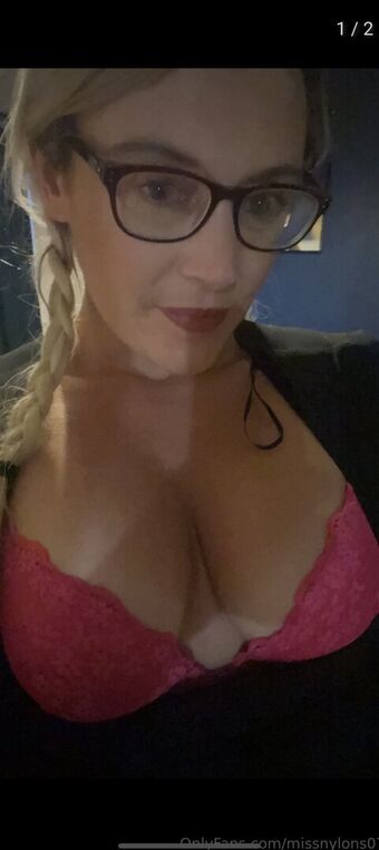 Missnylons07 Nackt Leaks OnlyFans Foto 9