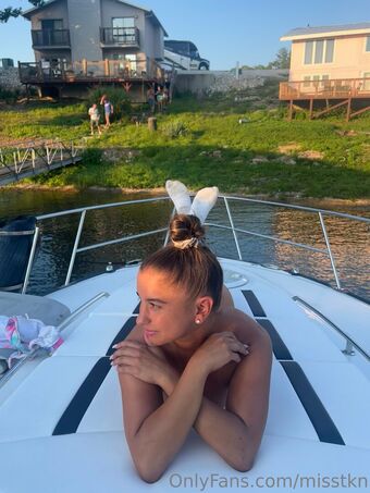 misstkn Nackt Leaks OnlyFans Foto 30