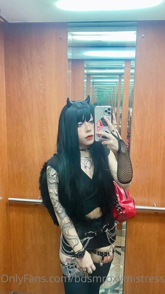 mistressroxybdsm
