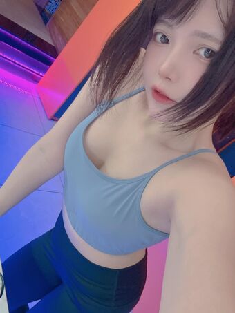 Miu-cosplayer
