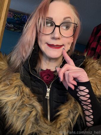miz_hell Nackt Leaks OnlyFans Foto 13