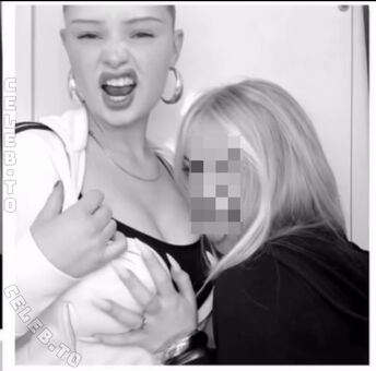 moechtegernmieze Nackt Leaks OnlyFans Foto 47