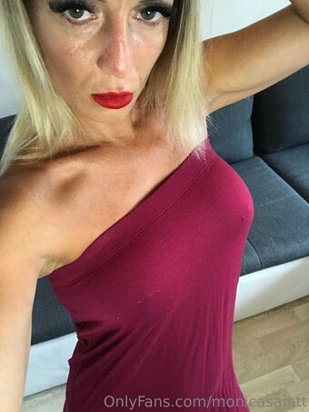 monicasaintt