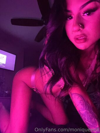 moniqueee8
