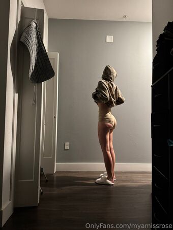 myamissrose Nackt Leaks OnlyFans Foto 7