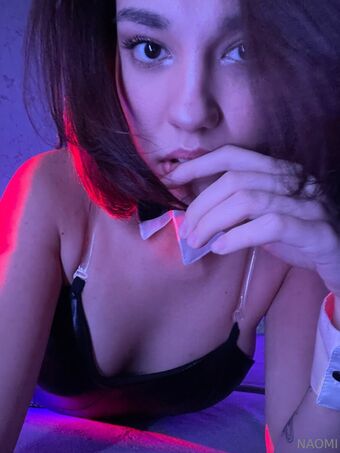 naomi_secrets