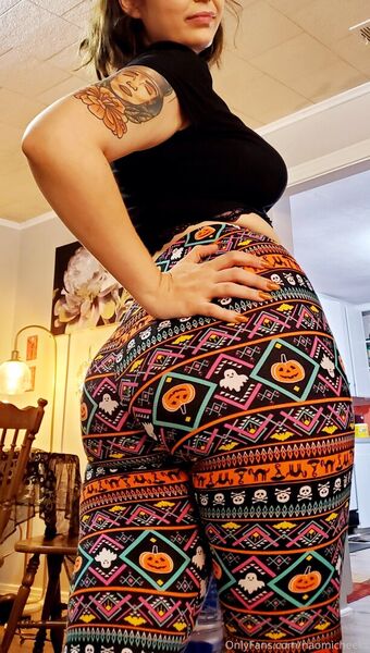 naomicakes69