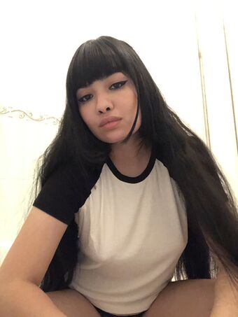 Naomieve Nackt Leaks OnlyFans Foto 24