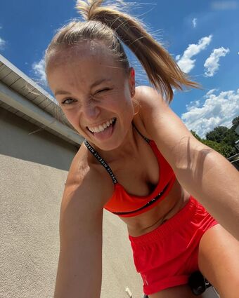 Nele Schenker Nackt Leaks OnlyFans Foto 36