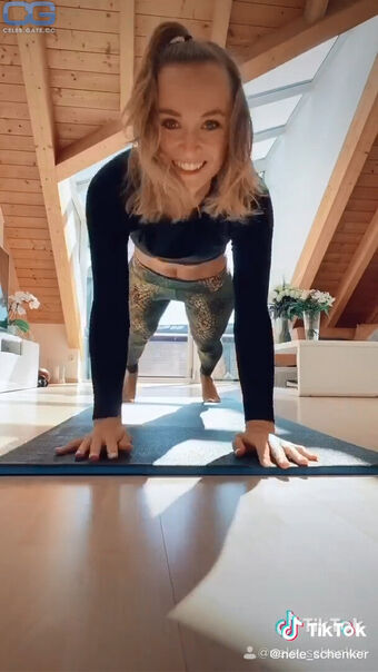 Nele Schenker Nackt Leaks OnlyFans Foto 43