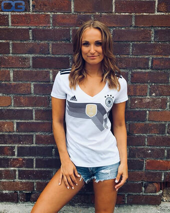 Nele Schenker Nackt Leaks OnlyFans Foto 46