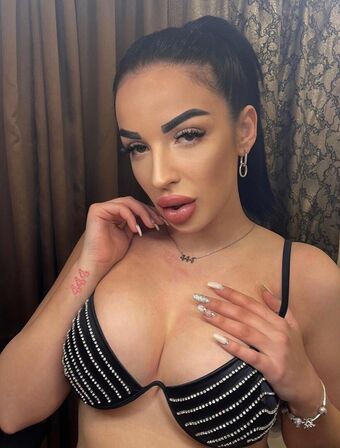 nikolsi Nackt Leaks OnlyFans Foto 22