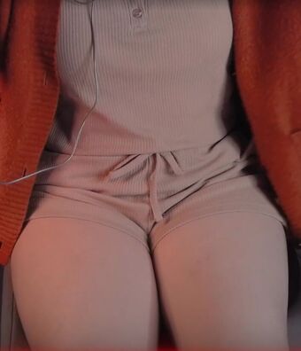 Nixi Asmr Nackt Leaks OnlyFans Foto 4