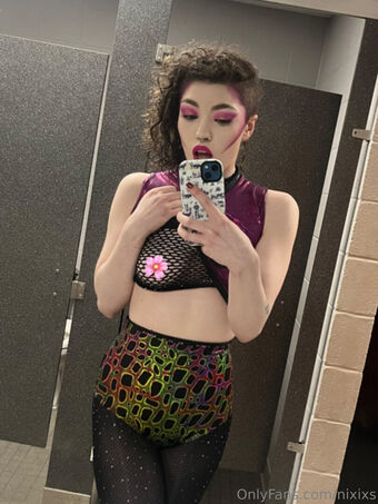 Nixi XS Nackt Leaks OnlyFans Foto 11