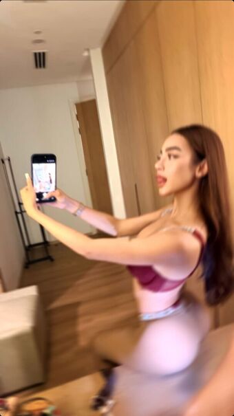 Nurlynnazureen Nackt Leaks OnlyFans Foto 57