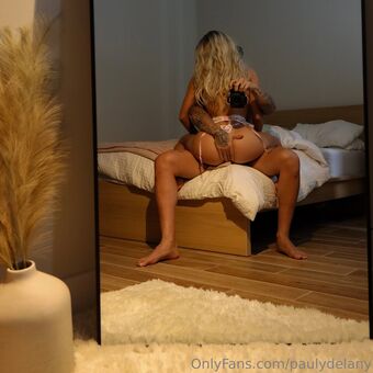 Paul McDonald Y Delany Precilla