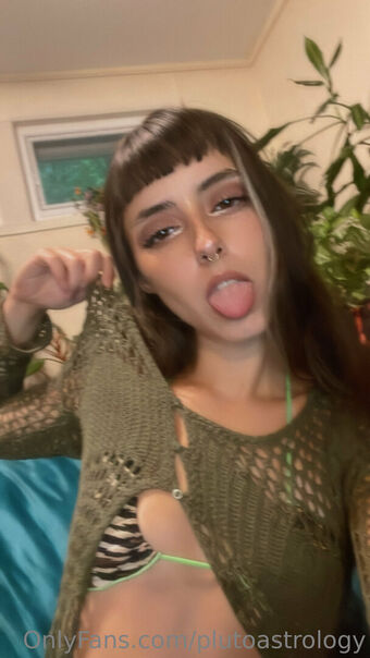plutoastrology Nackt Leaks OnlyFans Foto 16