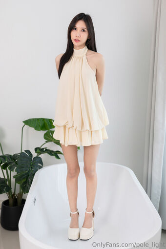 pole_light Nackt Leaks OnlyFans Foto 534