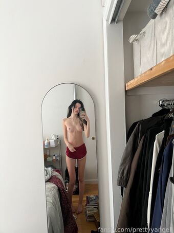 prettyyangell Nackt Leaks OnlyFans Foto 32