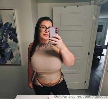 queenbigboobs Nackt Leaks OnlyFans Foto 48