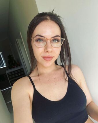 reyeslie Nackt Leaks OnlyFans Foto 3