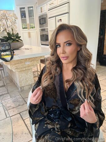 richelleryan