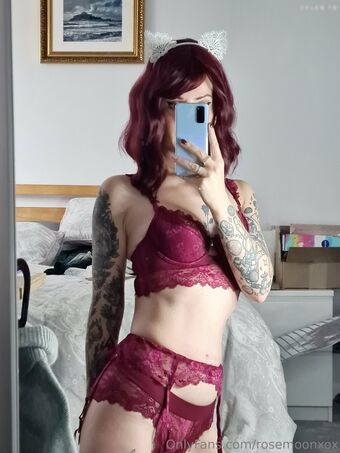 rosemoonxox