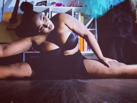 Roxxy Haze Nackt Leaks OnlyFans Foto 3