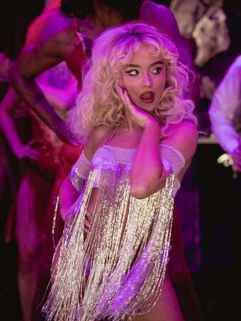 Sabrina-carpenter