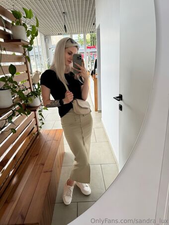 sandra_lux